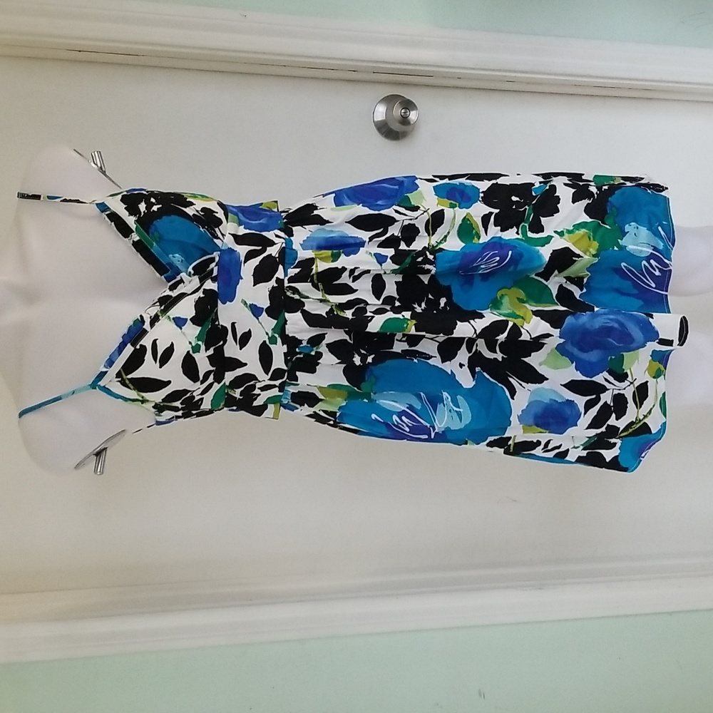 Snaps floral Dress sz.3
